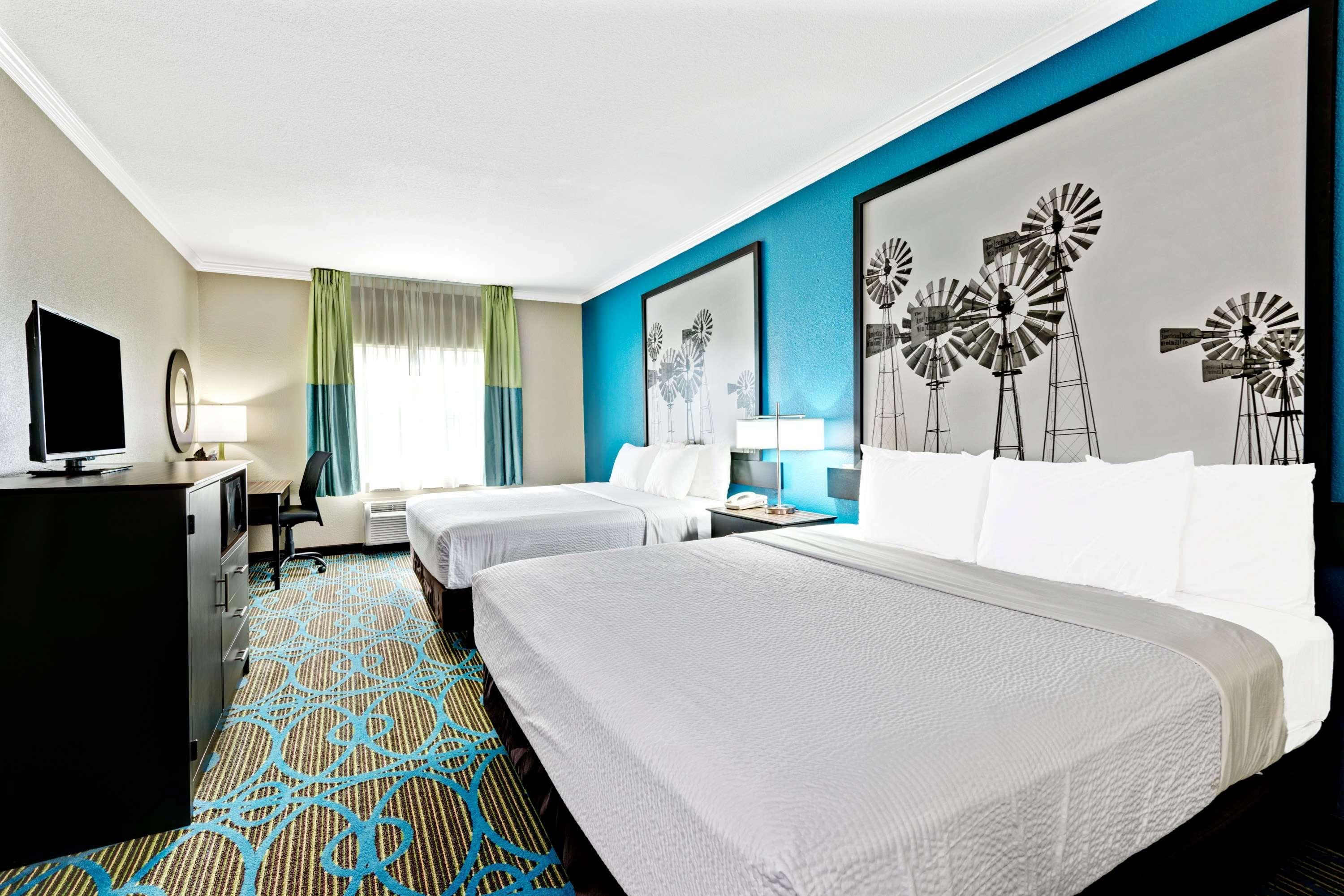 Hotel Super 8 By Wyndham San Antonio/Alamodome Area Zewnętrze zdjęcie