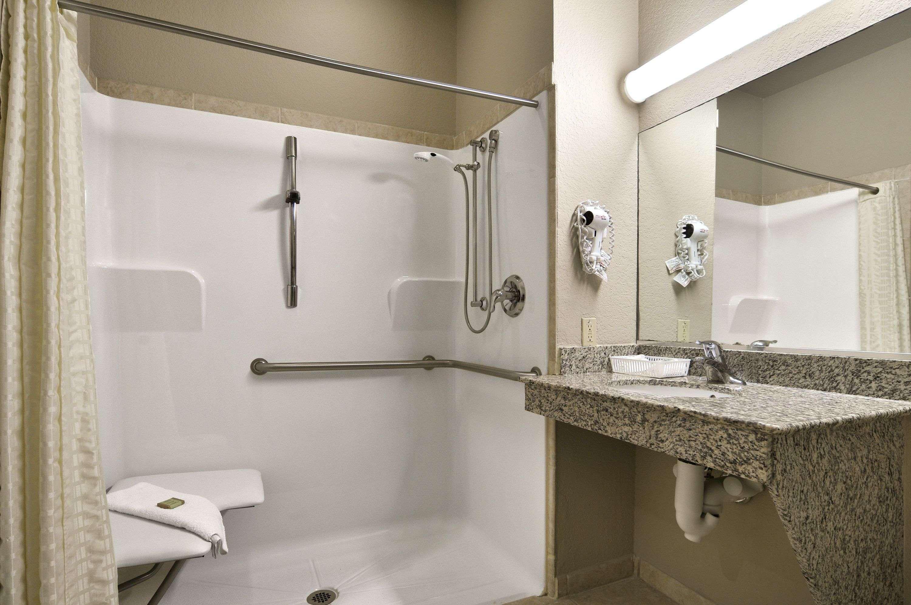 Hotel Super 8 By Wyndham San Antonio/Alamodome Area Zewnętrze zdjęcie