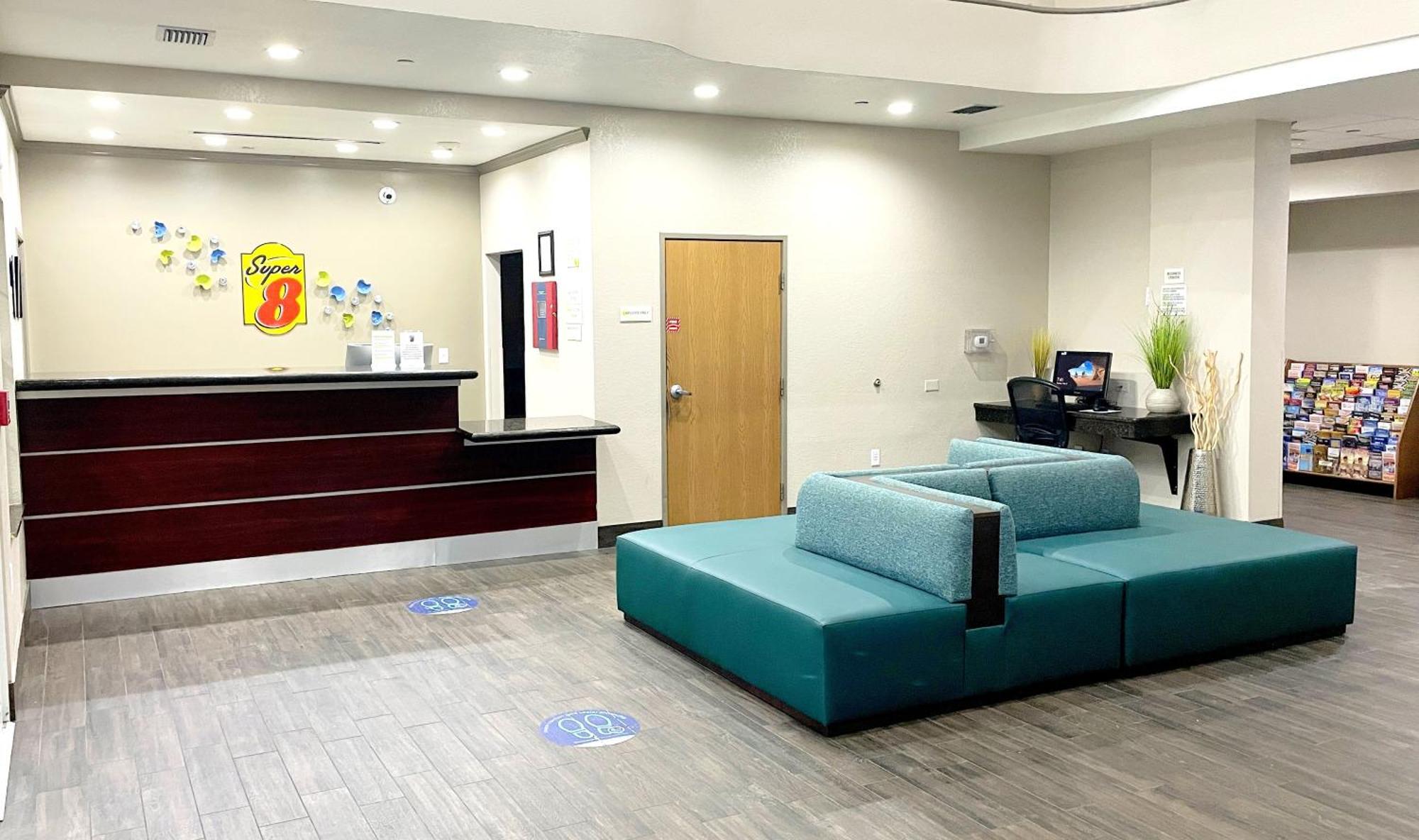Hotel Super 8 By Wyndham San Antonio/Alamodome Area Zewnętrze zdjęcie